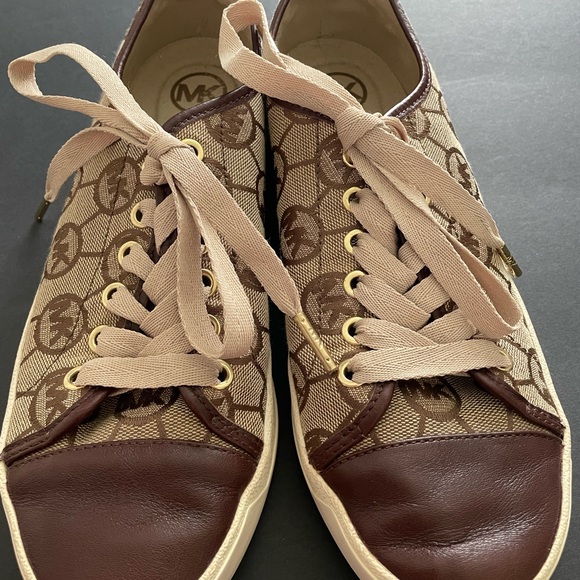 Michael Kors Tan and Brown Women's Sneakers EUC - Picture 4 of 10
